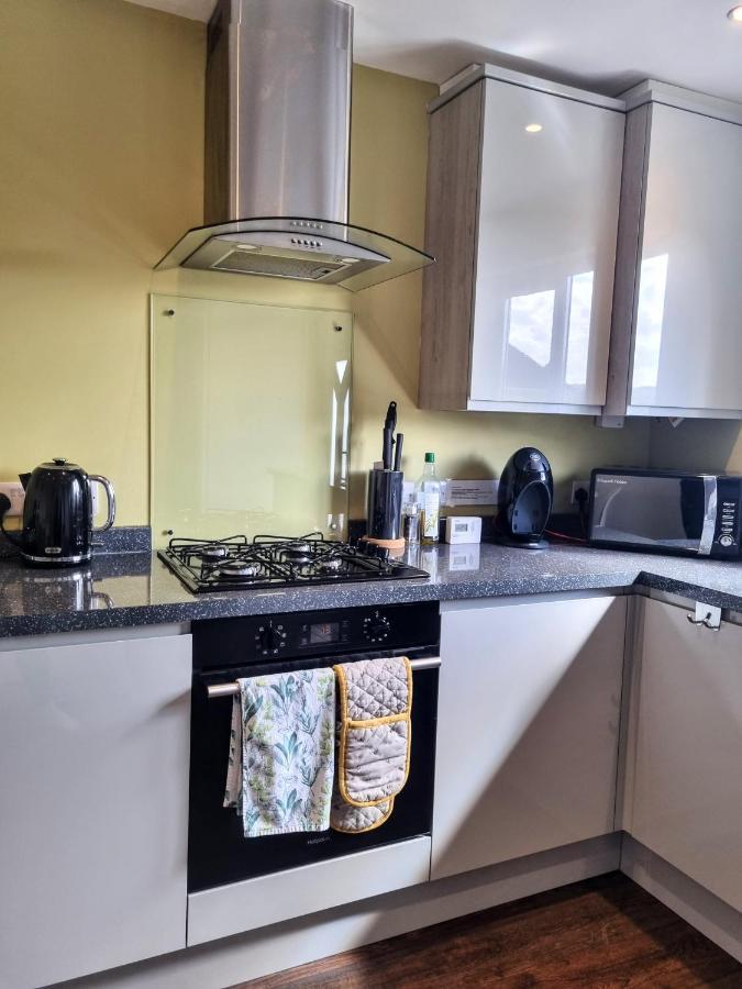 No.2 Bloom Apartments, Бат Екстер'єр фото